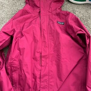 Patagonia Rain Coat size L in pink